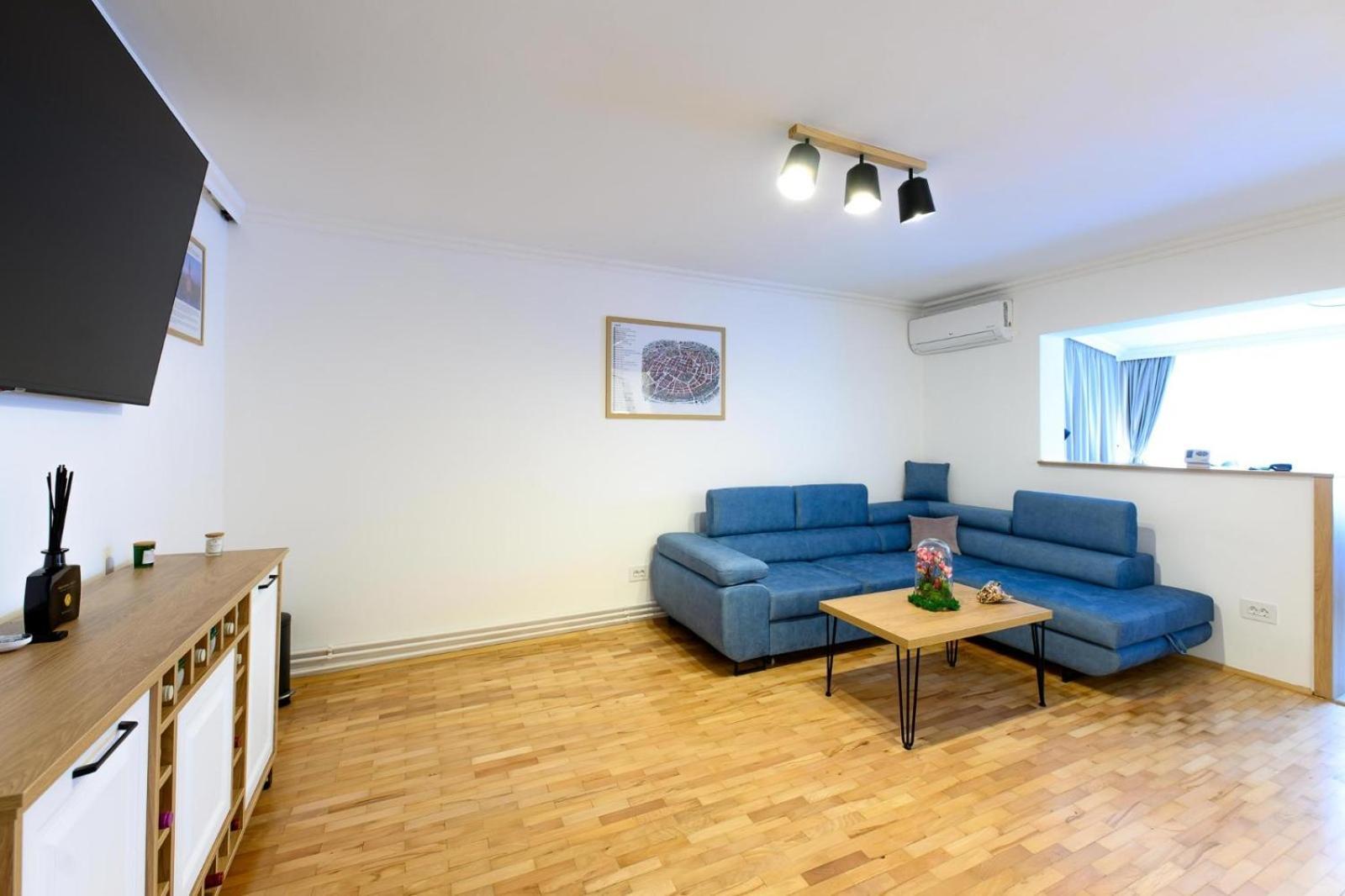 Five Stars Apartment